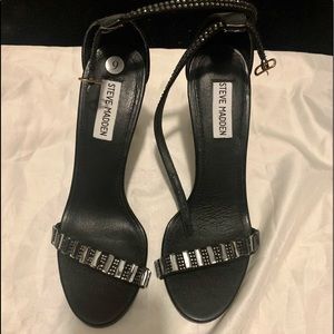 Steve Madden leather shoes